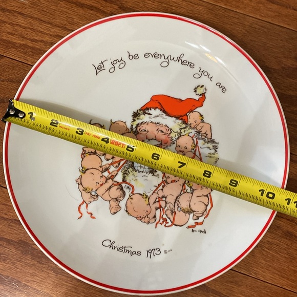 Vintage 1973 Kewpie Commemorative Christmas Plate”Let Joy be Everywhere You Are” - Picture 5 of 6